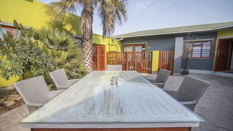 Organic Stay Guesthouse Swakopmund Exterior photo